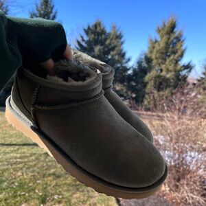 UGG ultra mini dark green boots forest green suede